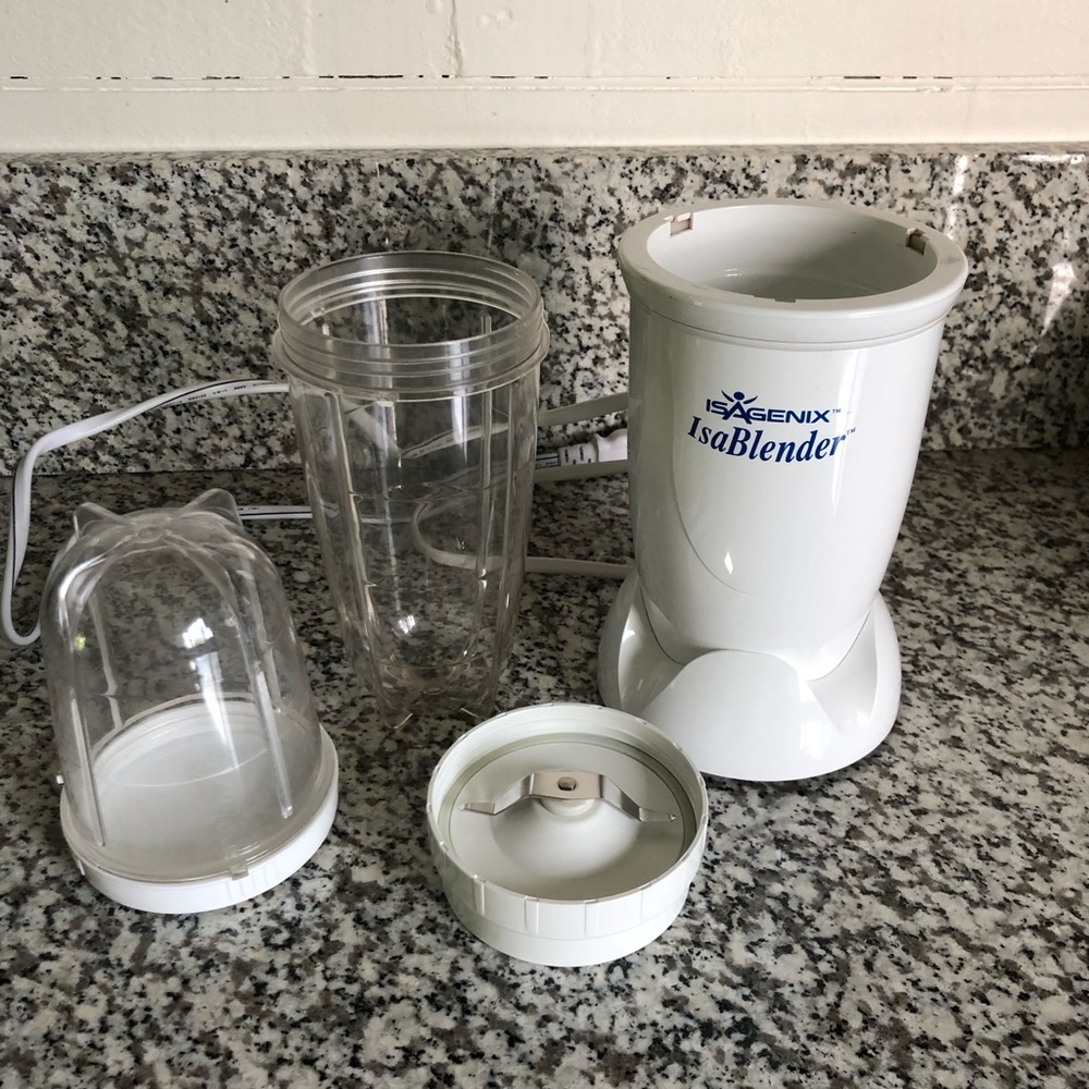 Isagenix Personal Blender with Dry Mill Blade